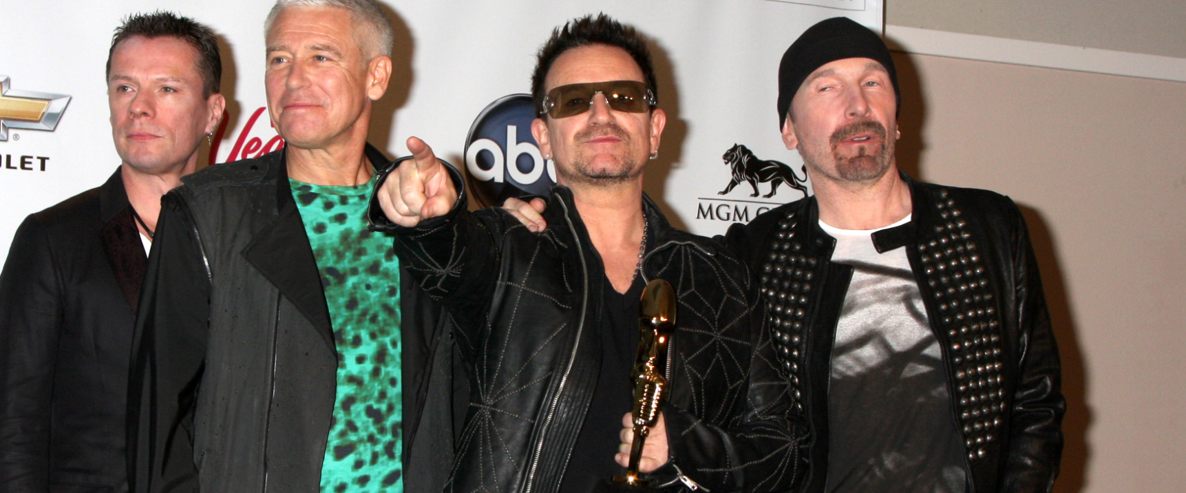Bono promotes capitalism