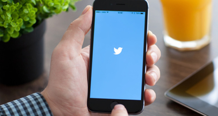 Top entrepreneurs to follow on Twitter